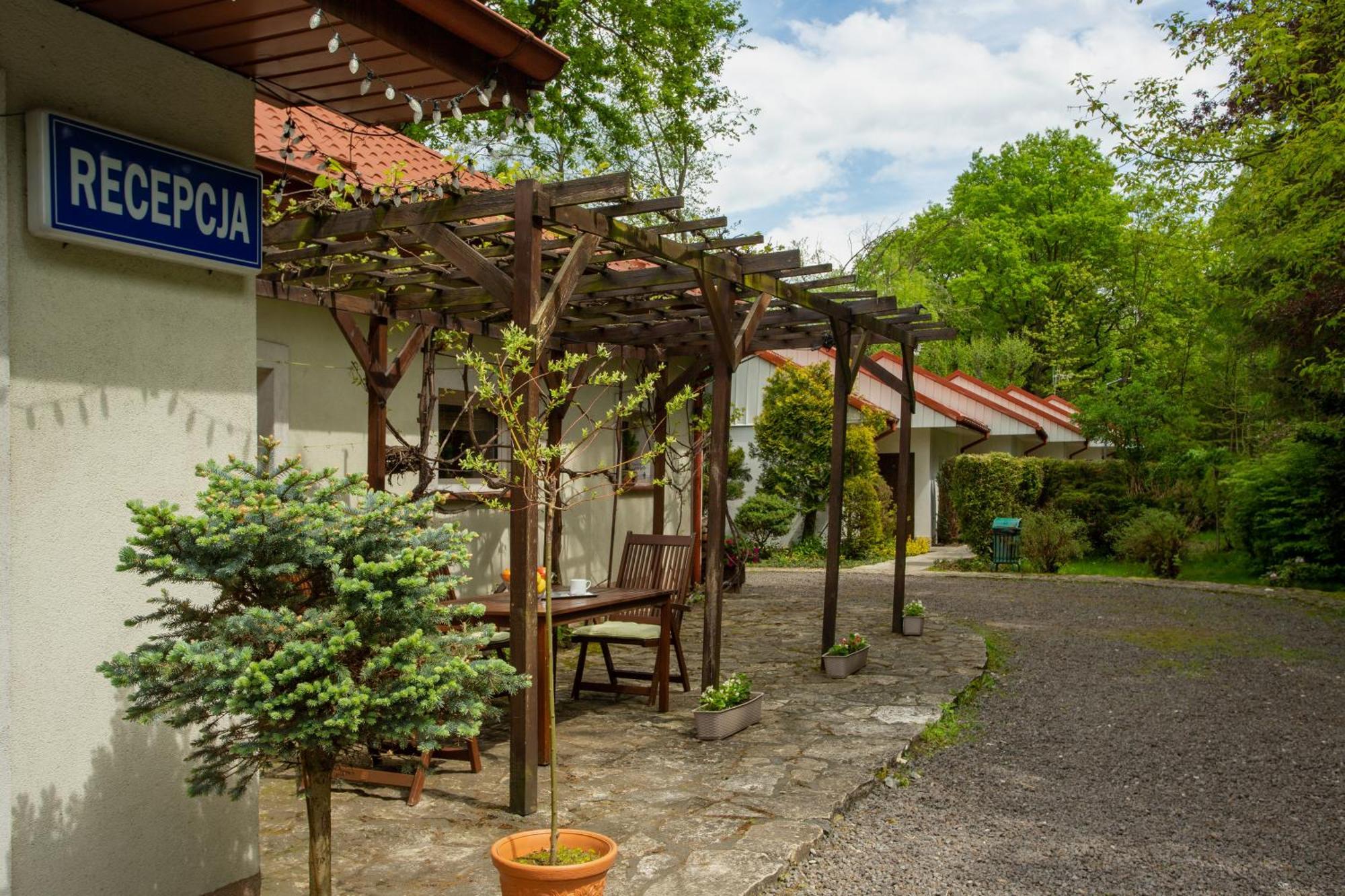Noclegi Pod Debem U Jakuba Niepolomice Luaran gambar